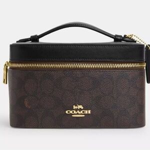 COACH Cosmetic Case In Signature Canvas CW728 AUTHENTIC New!!